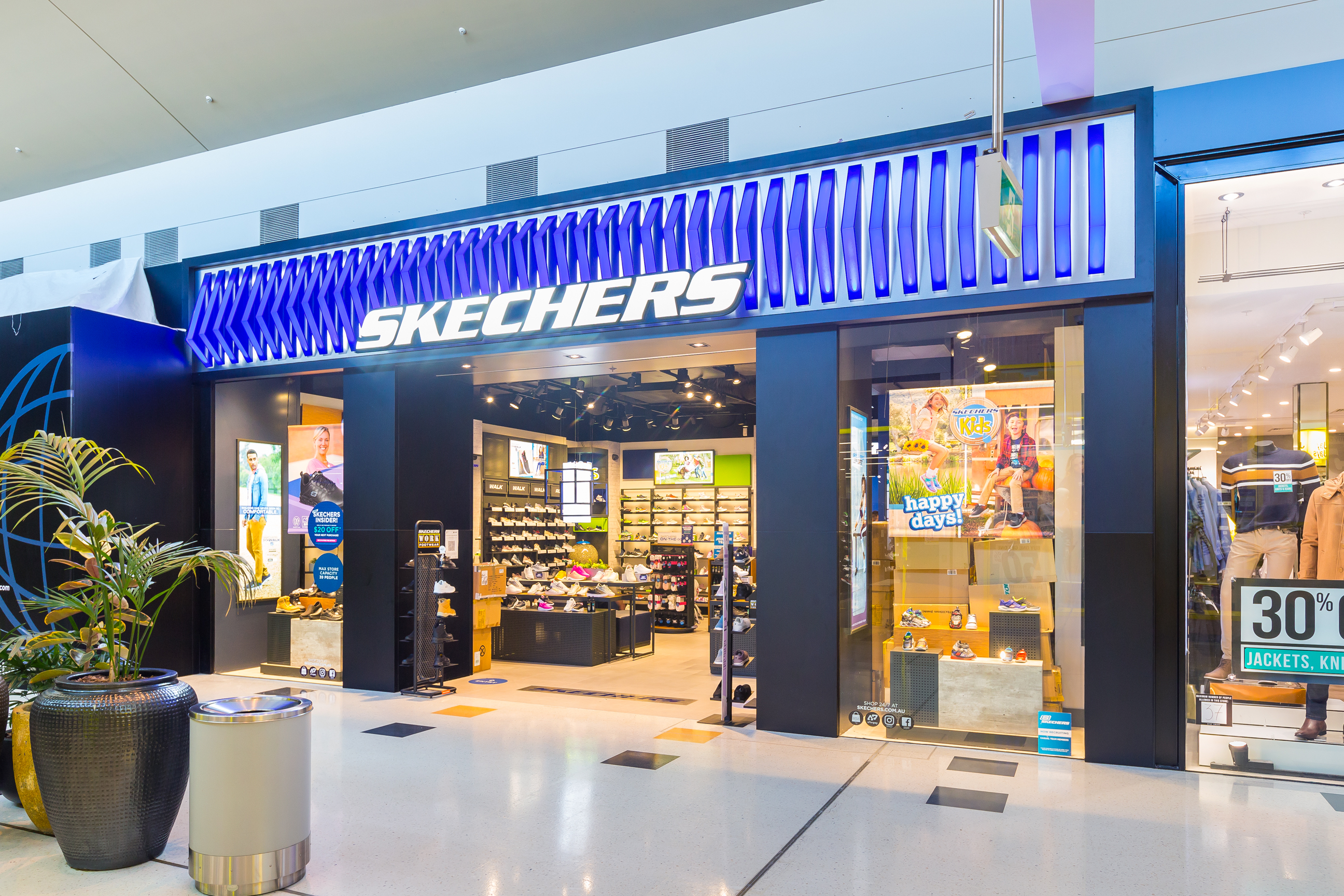 skechers-storefront.jpg